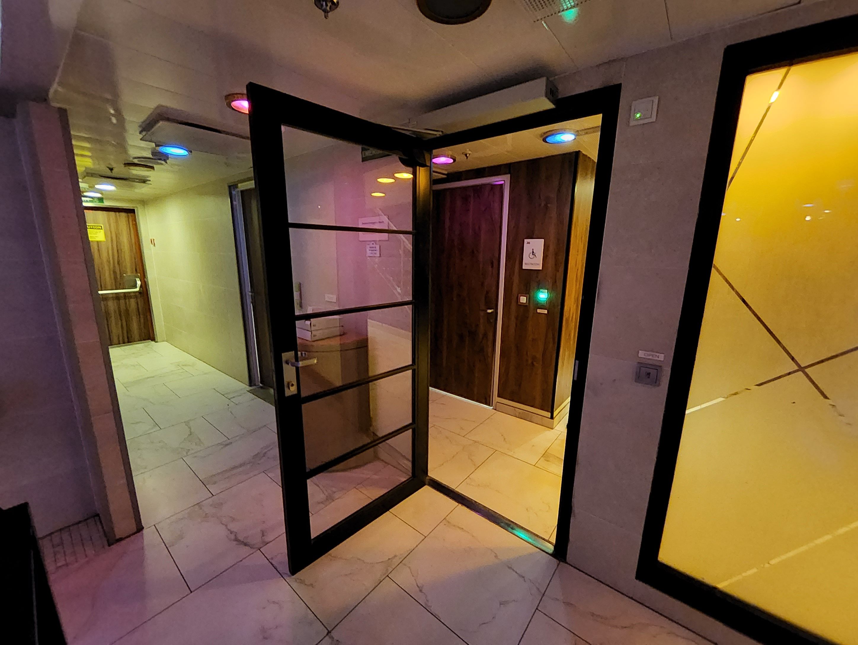Emerald Princess Spa Doors