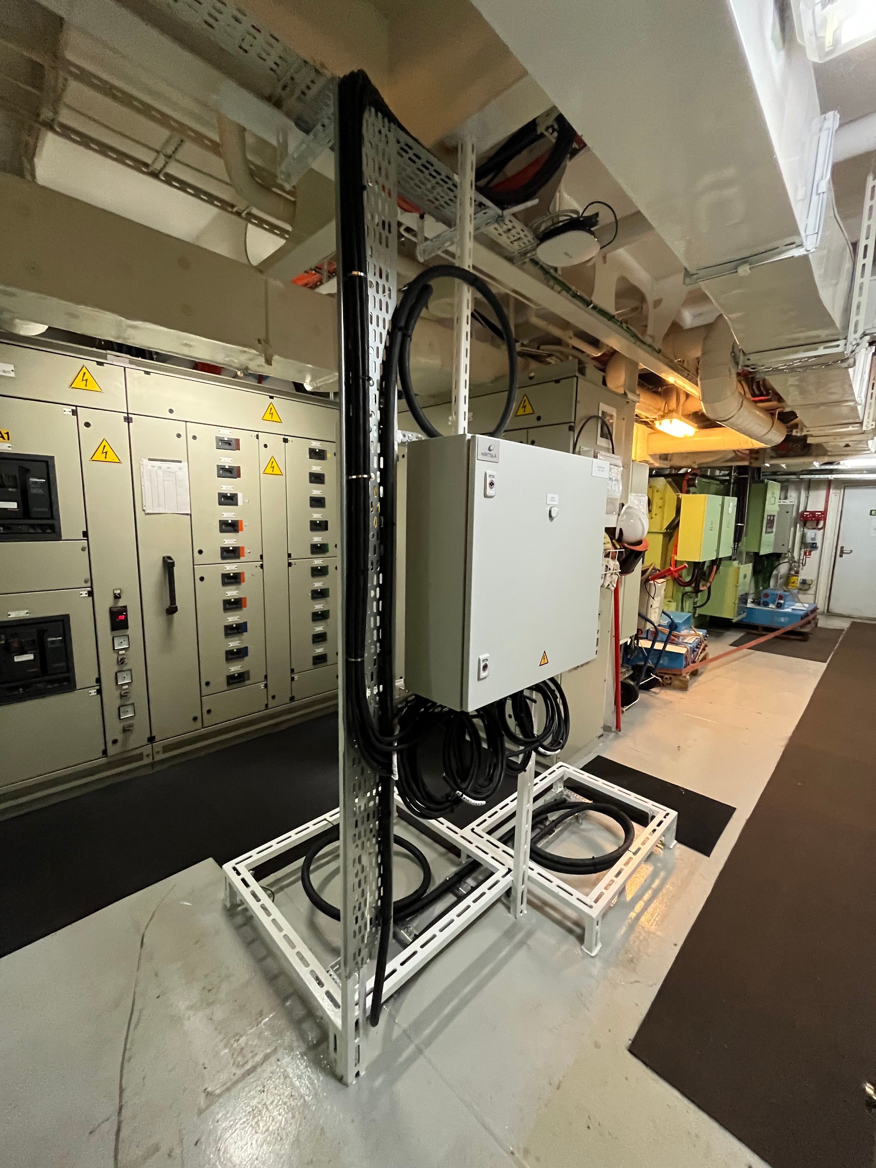HAL Westerdam IT UPS Replacement & Upgrade